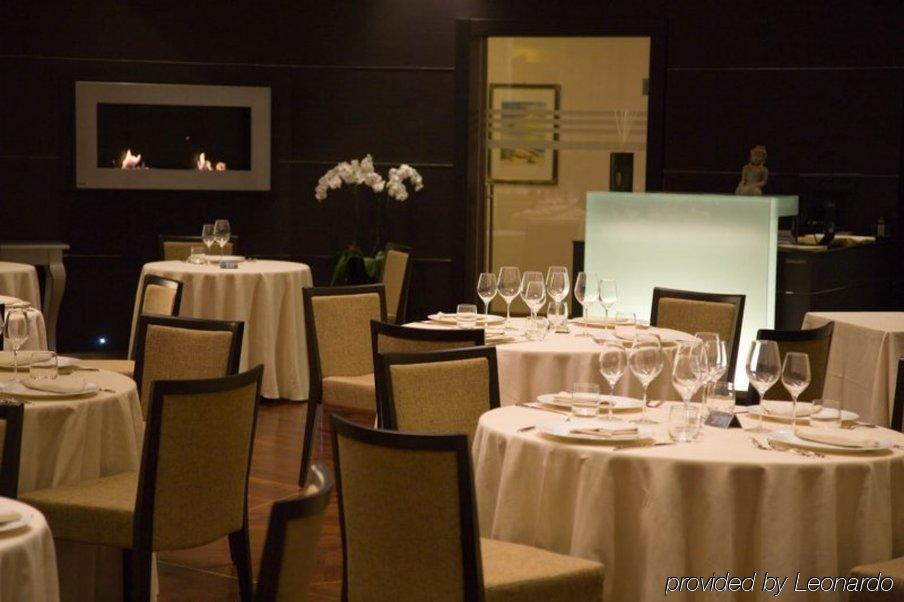 Hotel Federico II Iesi Restaurant bilde
